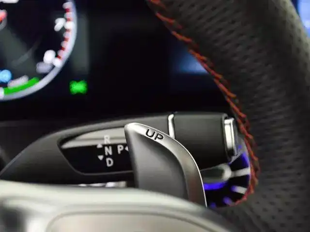 Mercedes Benz E53 AMG turn signal indicator